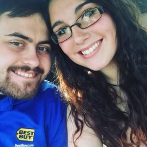 Meet your Posher, Macie